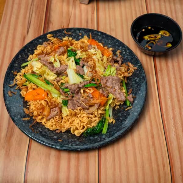 Mỳ Xào Bò