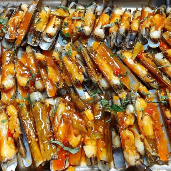 Ốc Móng Tay Xào Me