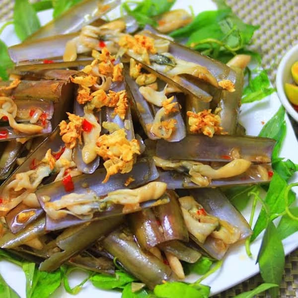 Ốc Móng Tay Xào Bơ Tỏi